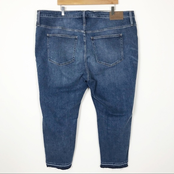 NEW NWT J.CREW Slim Boyfriend Jeans Raw Frayed released Hem Plus Size 36 - Picture 4 of 8